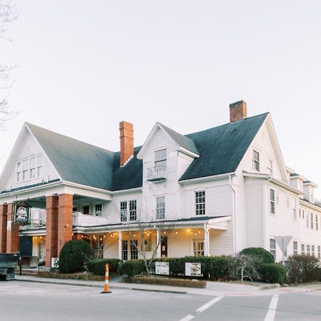 The Nuwray Hotel & Carriage House Burnsville Exterior photo
