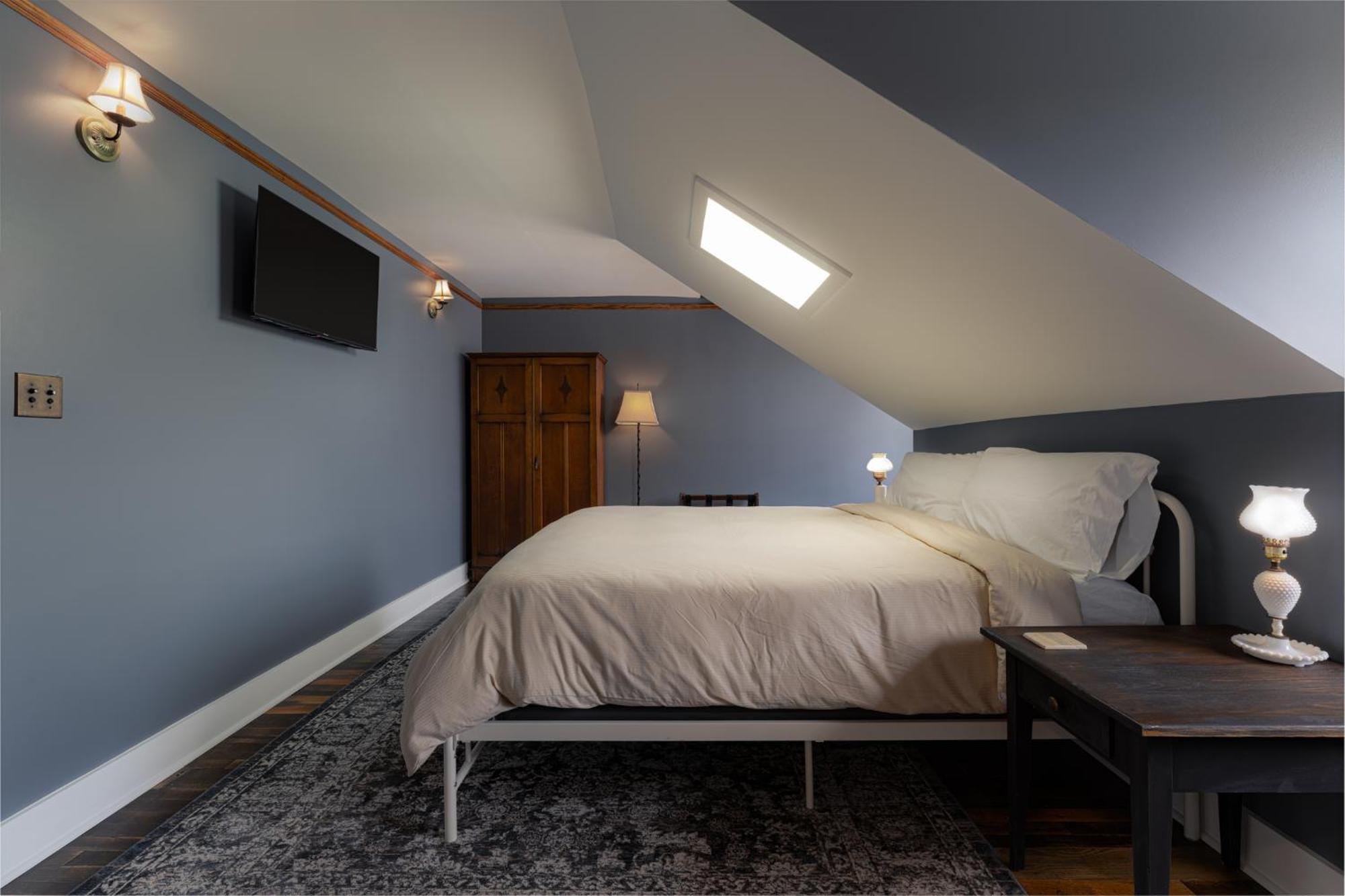 The Nuwray Hotel & Carriage House Burnsville Exterior photo